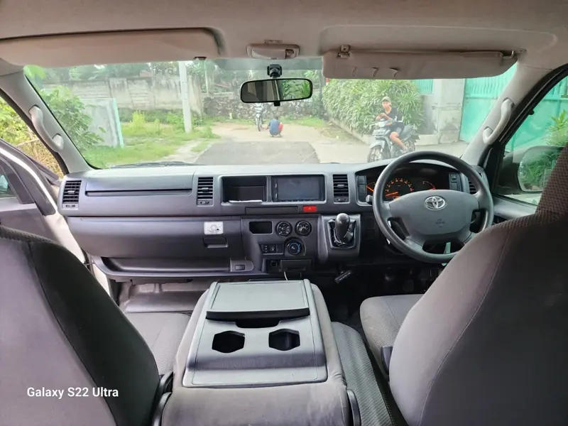 Interior kabin nyaman dan lega